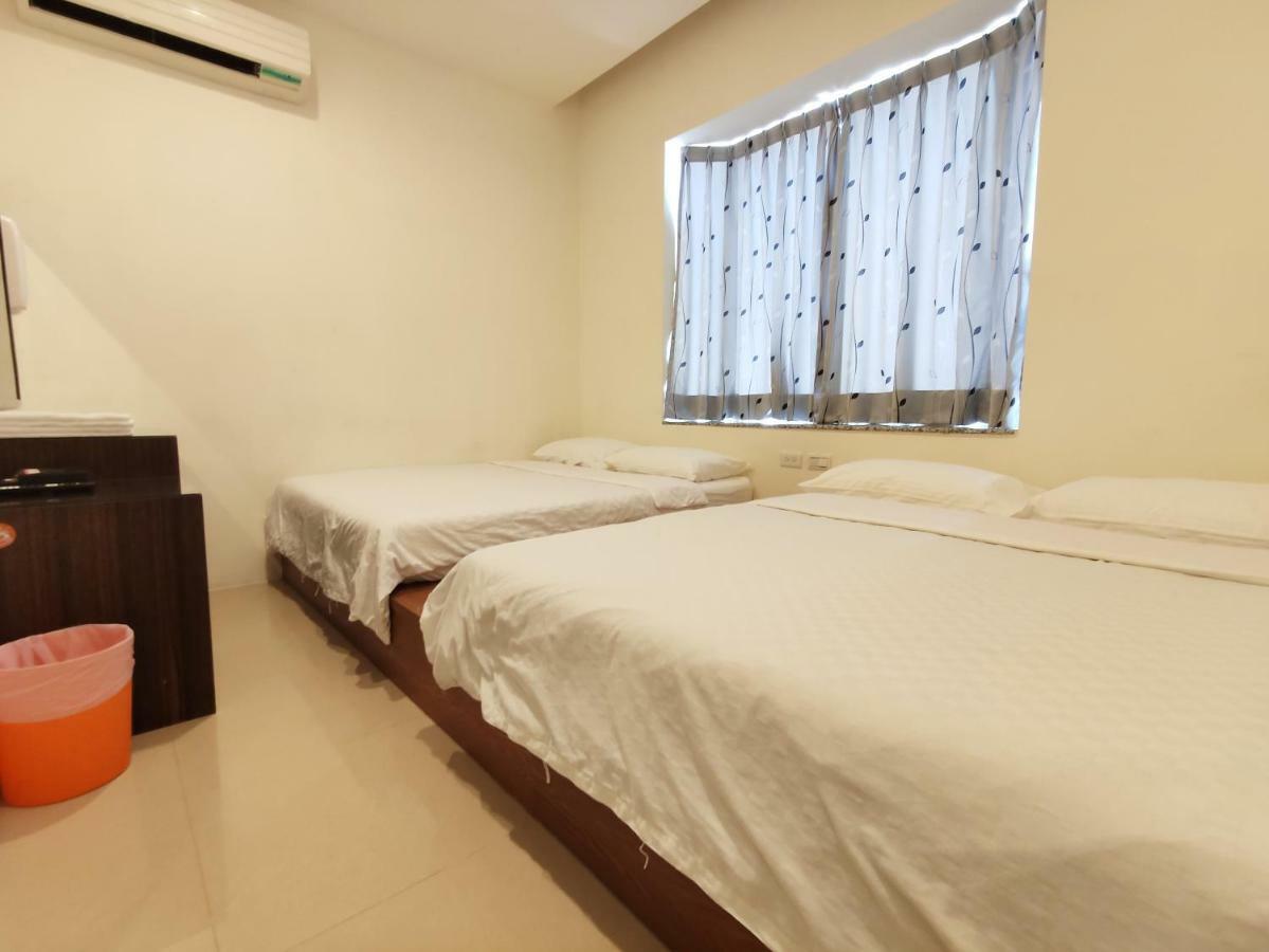 Feng Homestay Zhongpu Buitenkant foto
