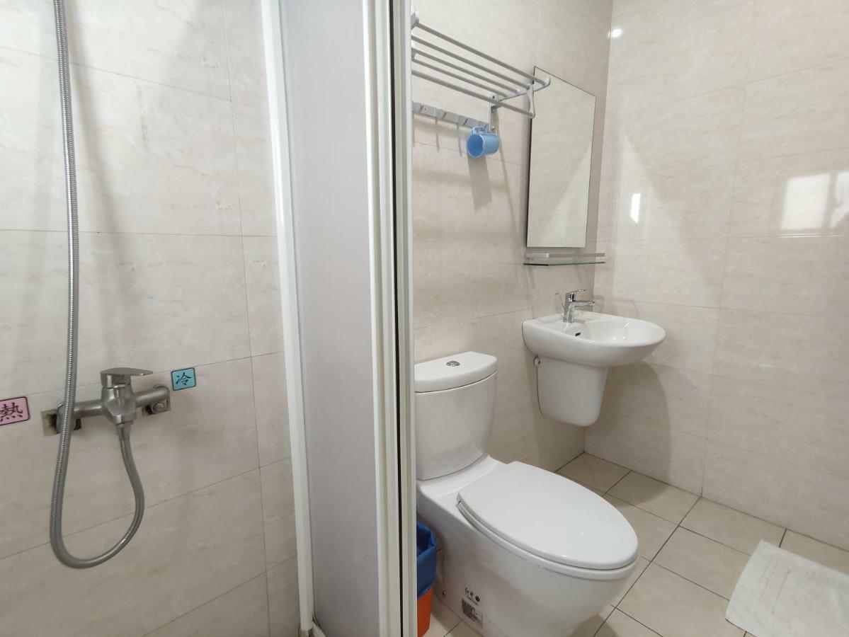 Feng Homestay Zhongpu Buitenkant foto