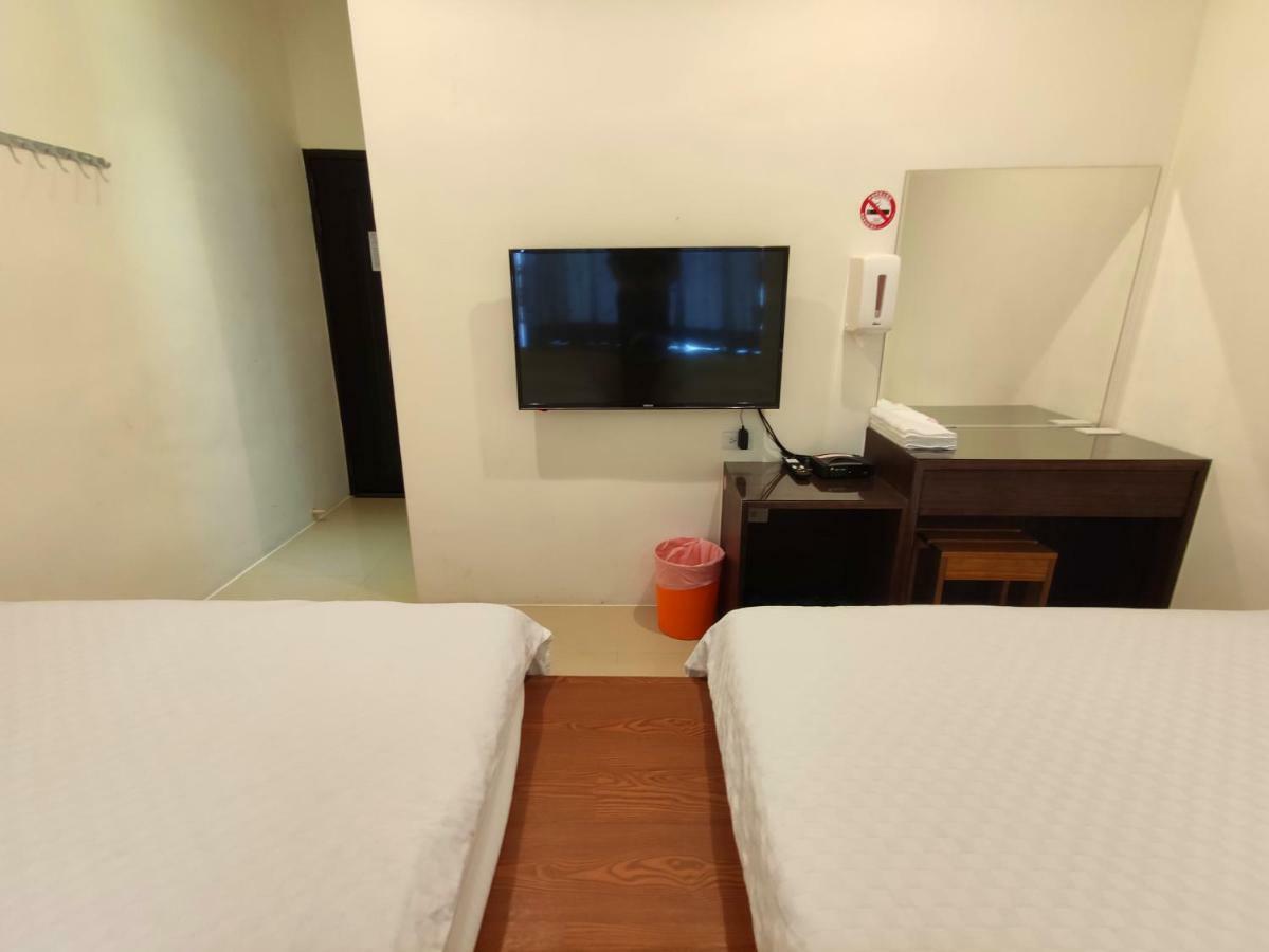 Feng Homestay Zhongpu Buitenkant foto