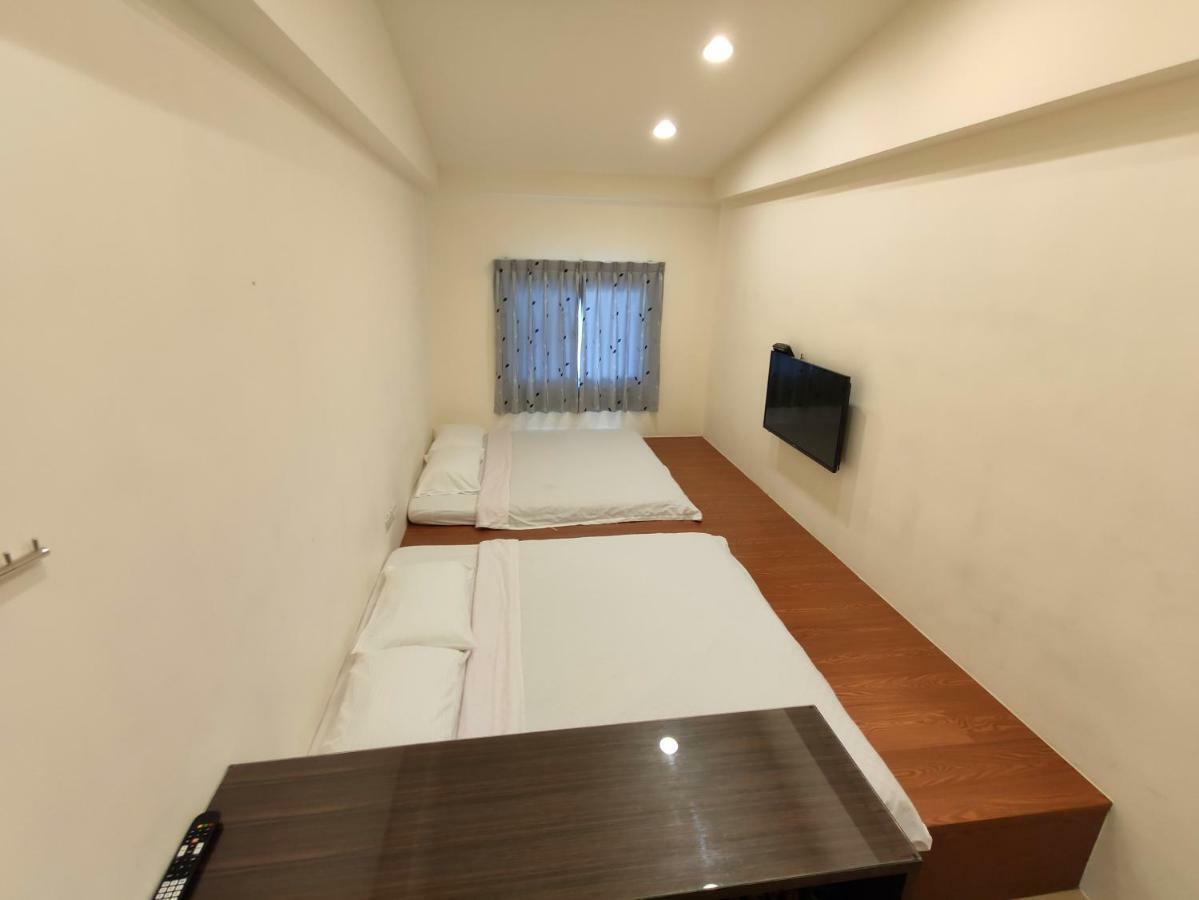 Feng Homestay Zhongpu Buitenkant foto